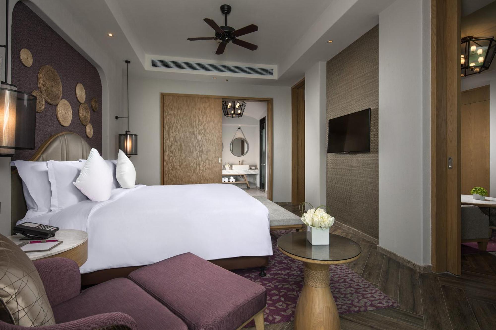 Crowne Plaza Qingdaoorientalmoviemetropolis By Ihg Hotel Eksteriør billede