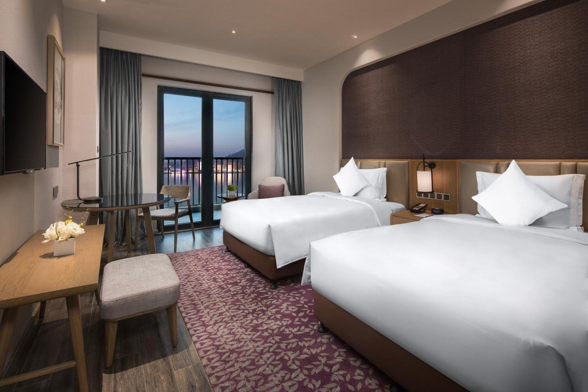 Crowne Plaza Qingdaoorientalmoviemetropolis By Ihg Hotel Eksteriør billede