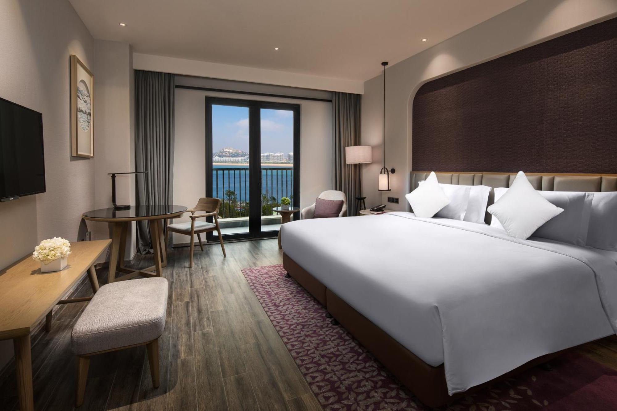 Crowne Plaza Qingdaoorientalmoviemetropolis By Ihg Hotel Eksteriør billede