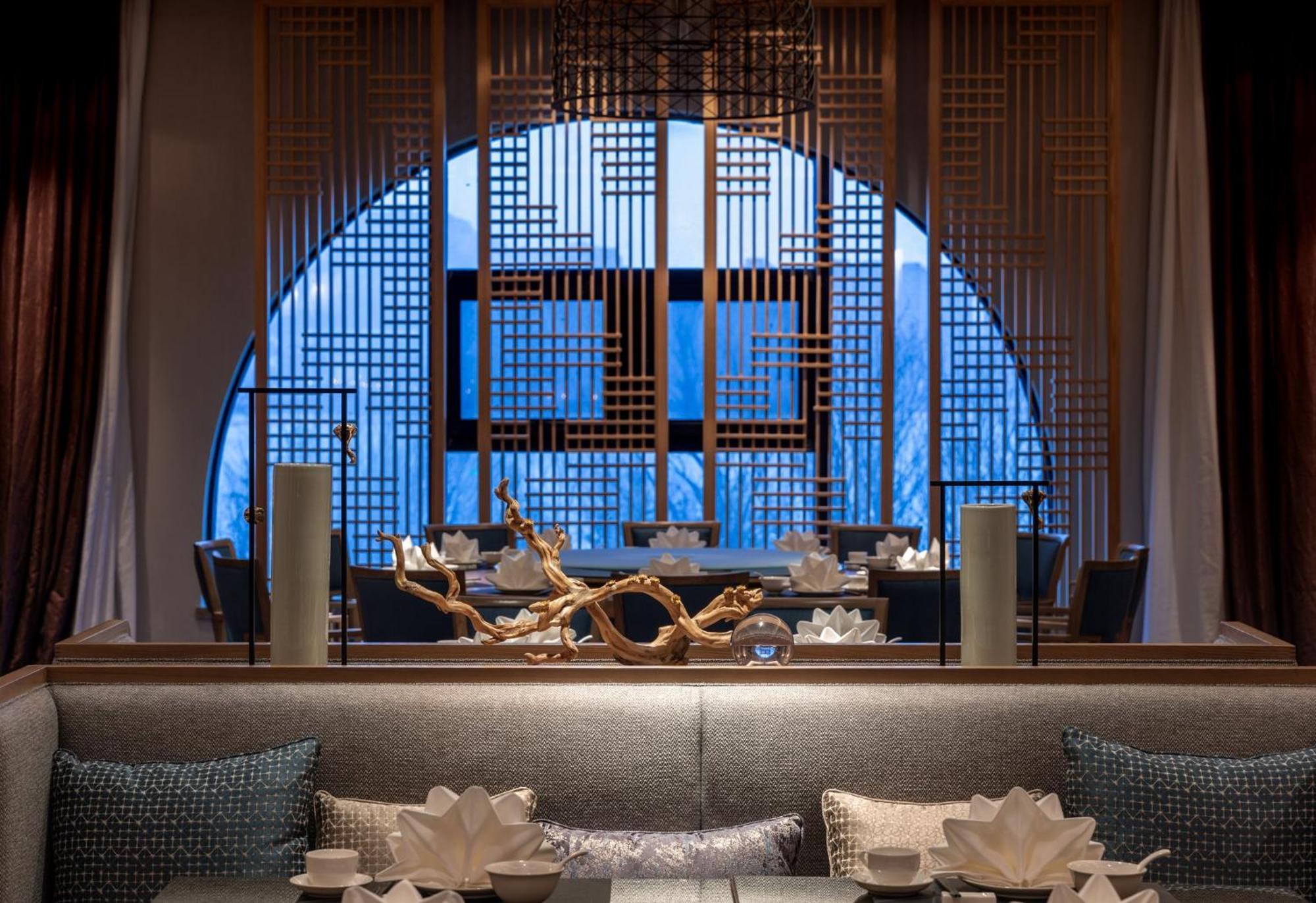 Crowne Plaza Qingdaoorientalmoviemetropolis By Ihg Hotel Eksteriør billede