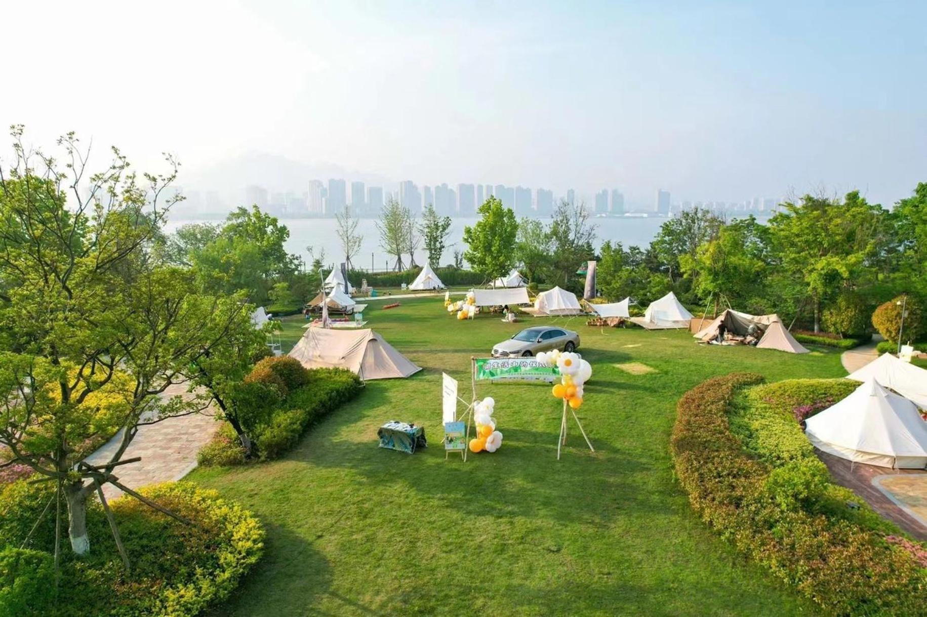 Crowne Plaza Qingdaoorientalmoviemetropolis By Ihg Hotel Eksteriør billede