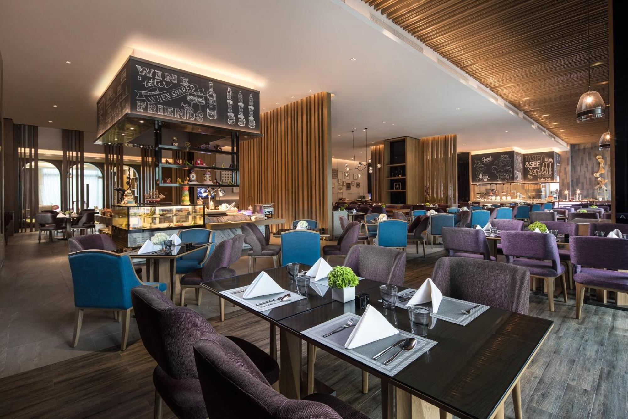 Crowne Plaza Qingdaoorientalmoviemetropolis By Ihg Hotel Eksteriør billede