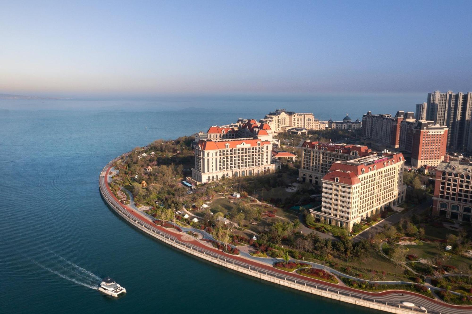 Crowne Plaza Qingdaoorientalmoviemetropolis By Ihg Hotel Eksteriør billede